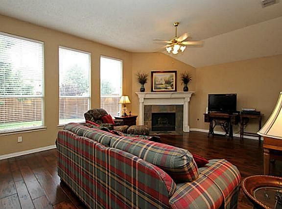 5th image of 3521 Kimble Dr