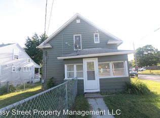 2233 24th St, Rock Island, IL 61201