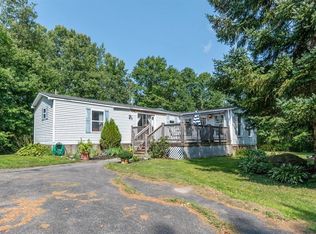 526 Hampden Rd, Carmel, ME 04419