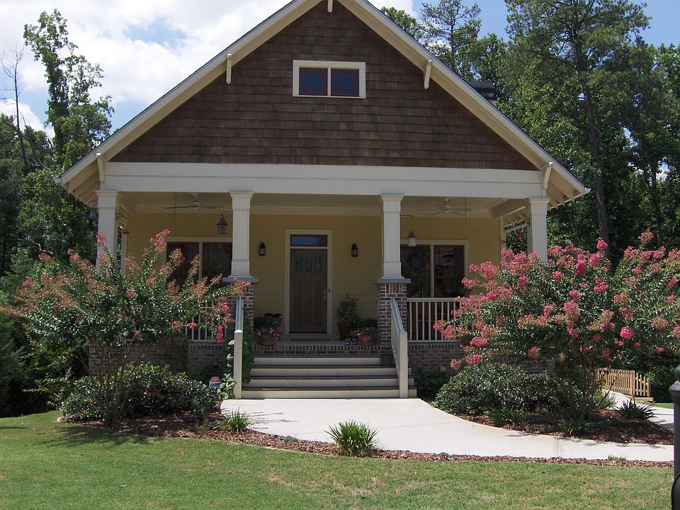 Amazing Bungalow w/ curb appeal