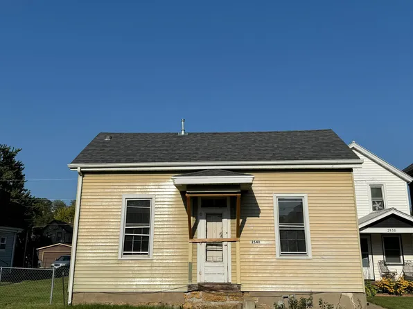 2540 Jackson St, Dubuque, IA 52001