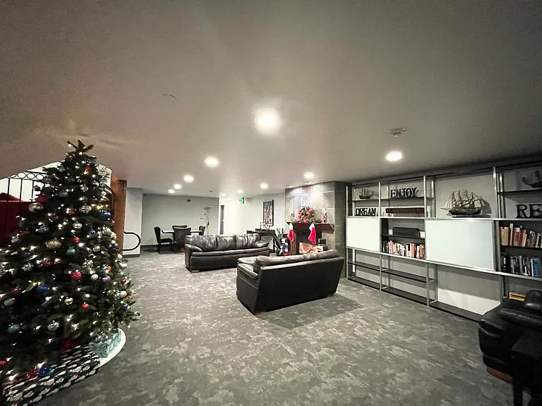 323 Queen Anne Ave N #316 — Photo 5