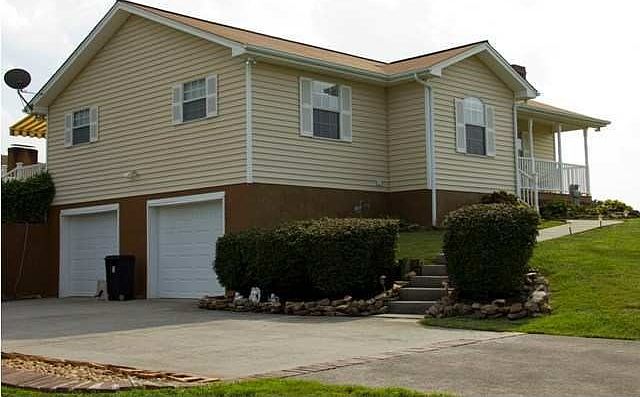 1st image of 1155 Hill Dr