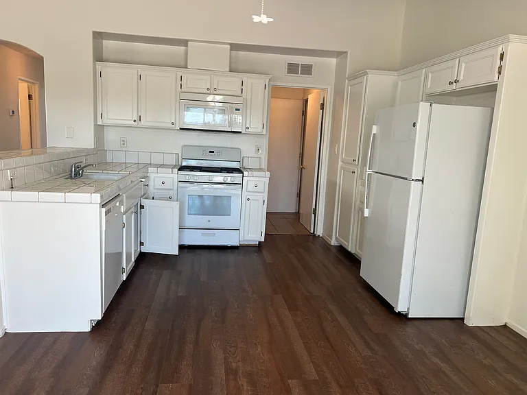 10717 Anacostia Way — Photo 8