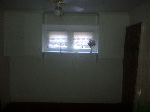 3rd image of 15815 La Salle Blvd
