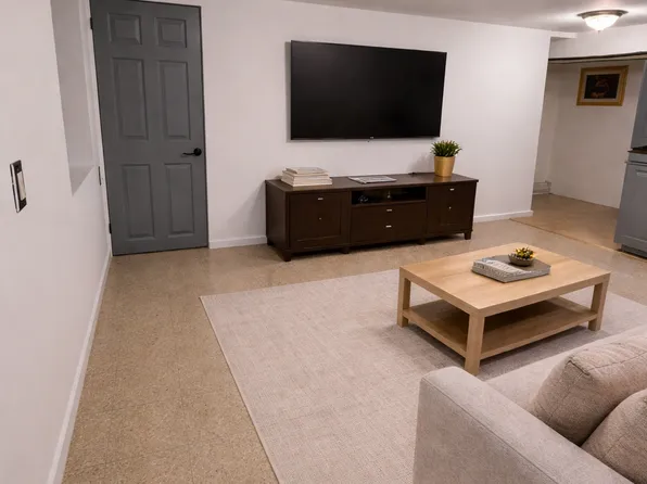 (undisclosed Address), Bronx, NY 10461