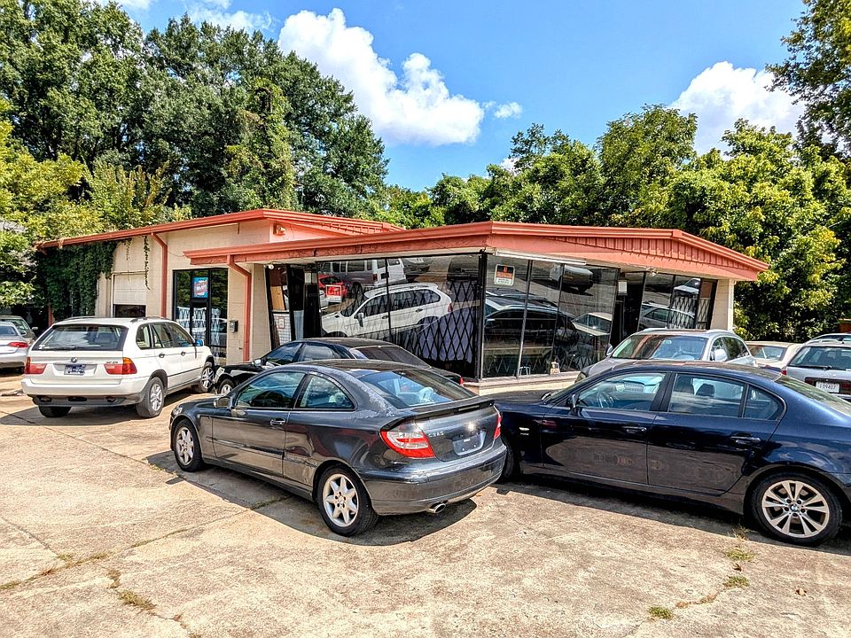 1st image of 909 Hollywood Dr