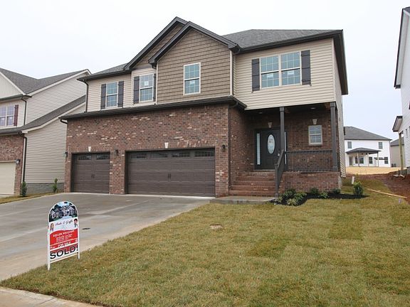 2nd image of 465 Autumn Dr