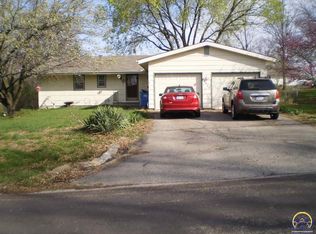 3410 NW 42nd Ter, Topeka, KS 66618