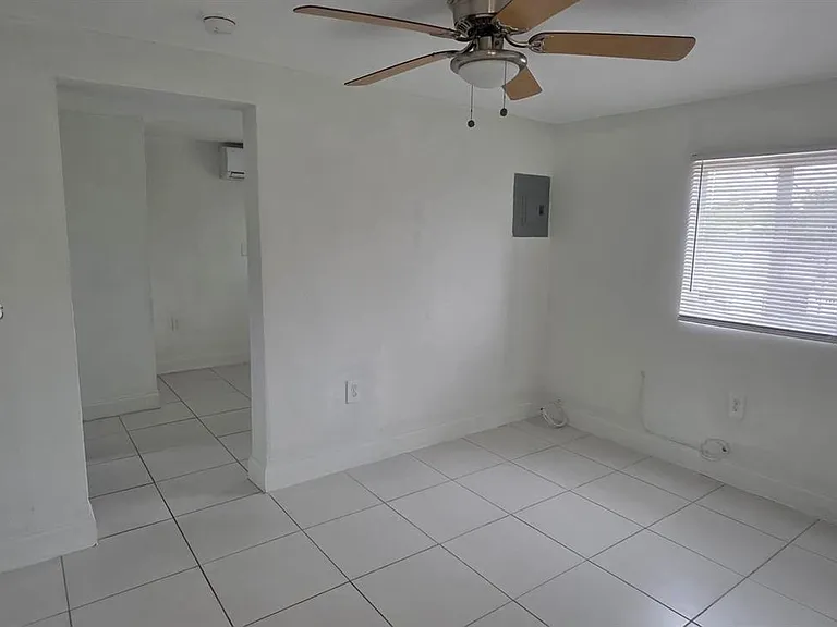 4606 NW 21st Ave #1 — Photo 2