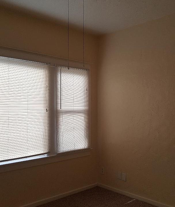 1st image of 393 1/2 Ximeno Ave