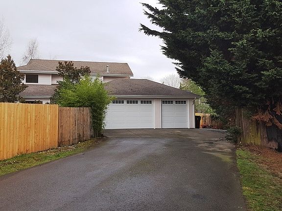 2nd image of 4556 45th St NE