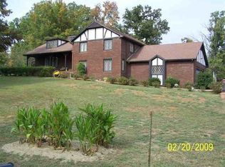 1115 Colonial Dr, Benton, KY 42025