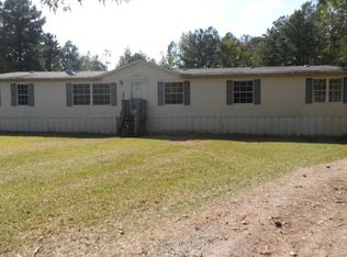 403 Cedar Tree Dr, West Union, SC 29691