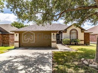 233 Nomad Ln, Cibolo, TX 78108