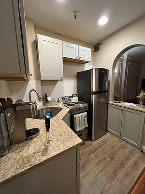 Rented by Corcoran | media 15