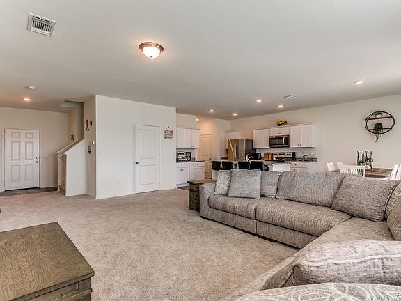 5th image of 5230 Hickory Pl