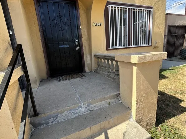 1349 W 49th St, Los Angeles, CA 90037