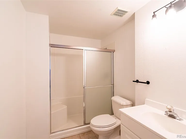 6431 Gemfield Dr — Photo 13