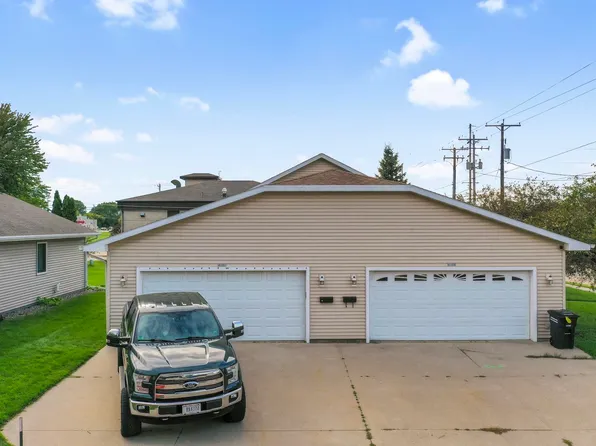 1737 Evans St, Oshkosh, WI 54901