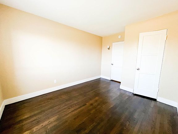 4th image of 3249 Bramson Pl