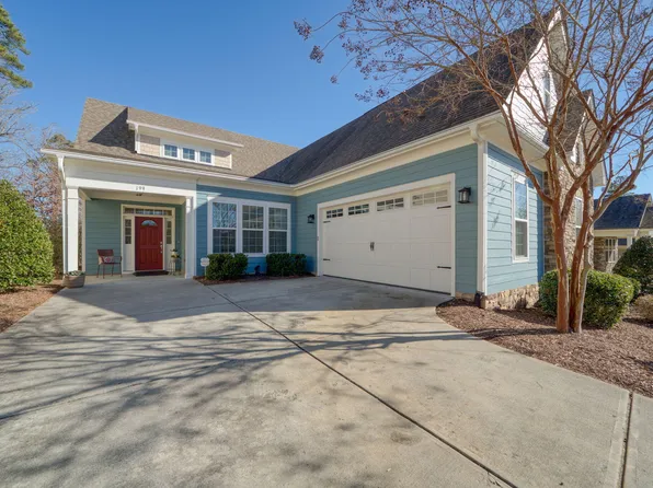 199 Wildwind Dr, Chapel Hill, NC 27516