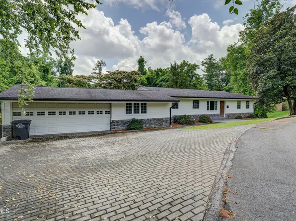 2 Longview Ln, Kingsport, TN 37660