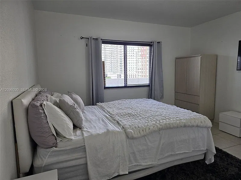 36 NW 6th Ave #709 — Photo 3