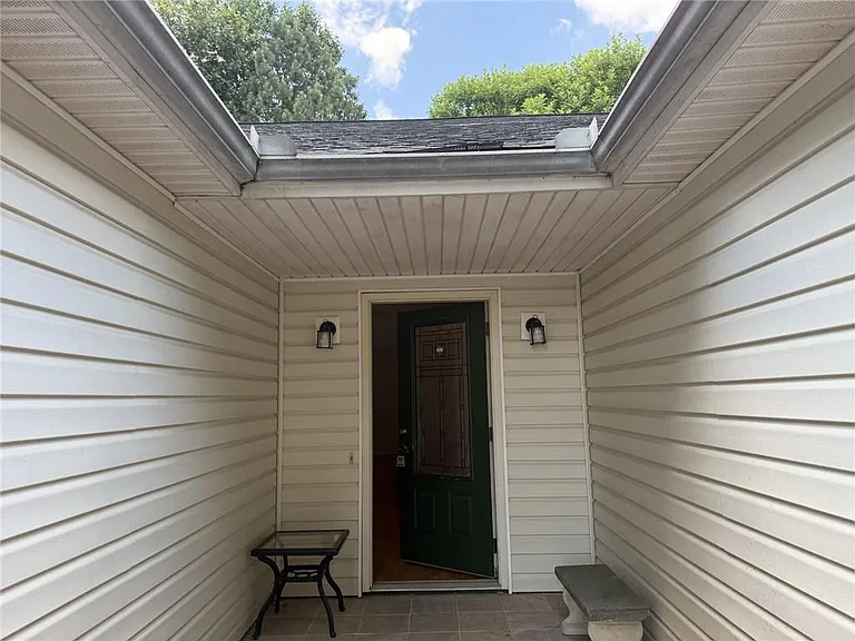 970 Meadow Walk Ave — Photo 2