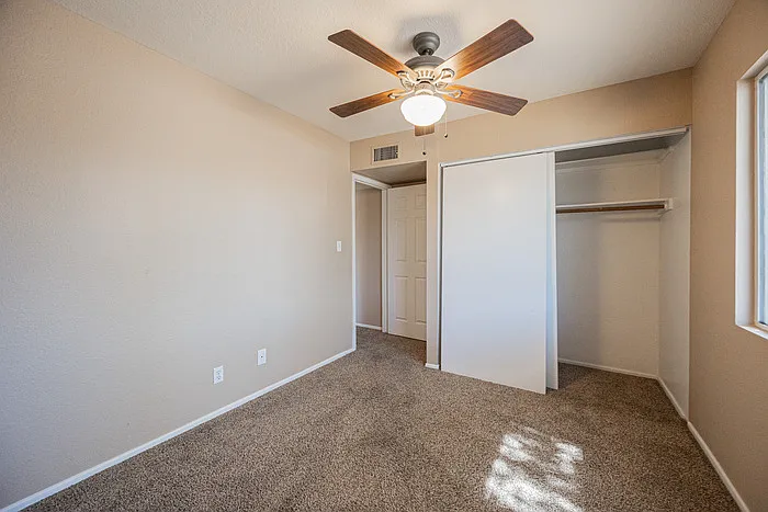 2812 S Cottonwood Dr — Photo 19