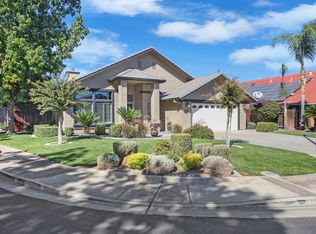 605 Comstock Ln, Manteca, CA 95336