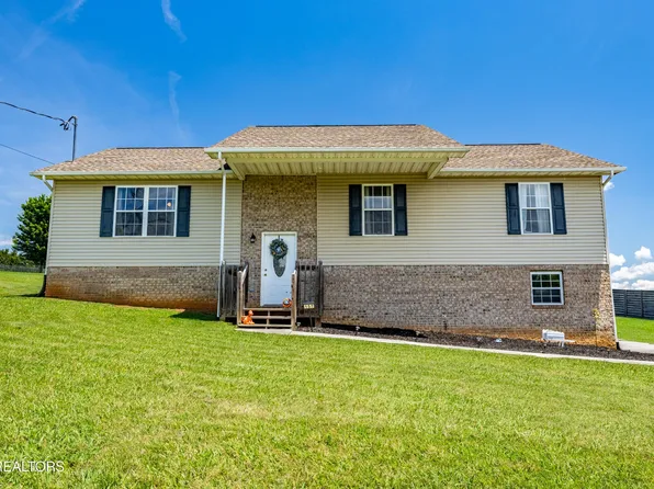 157 Ridgefield Dr, Dandridge, TN 37725