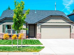 1056 Pendleton Dr, Medford, OR 97501