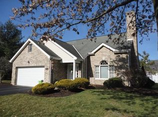 30 Pond Ct S, Bridgeville, PA