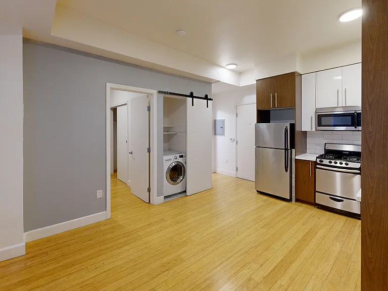 540 Leavenworth Street — Photo 14