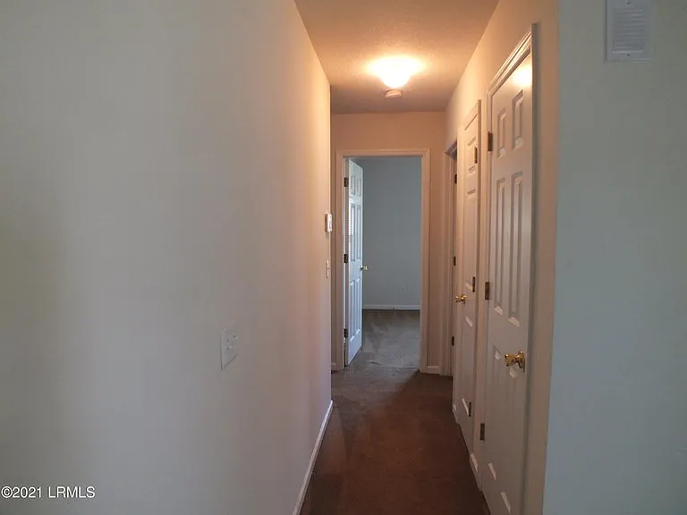 255 Colony Dr — Photo 20