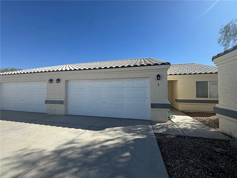 3442 Sunriver Rd — Photo 1