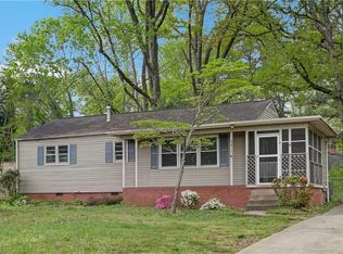 3411 Wilshire Dr, Greensboro, NC 27408