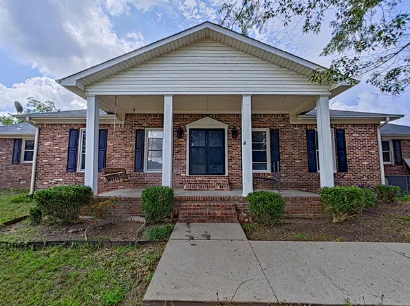 5 Hodge Dr, Fayetteville, TN 37334