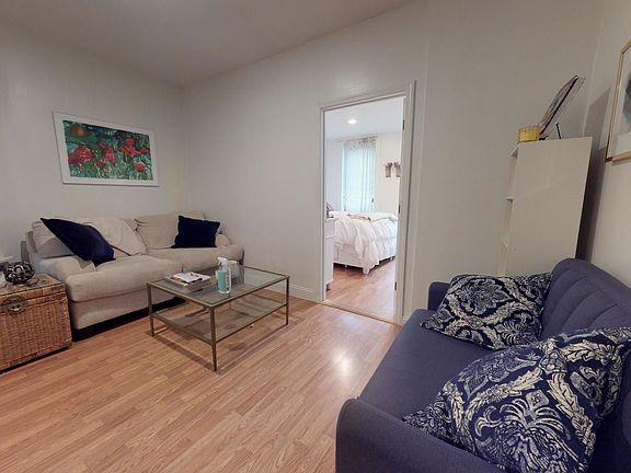 4th image of 70 W 108th St #3WW