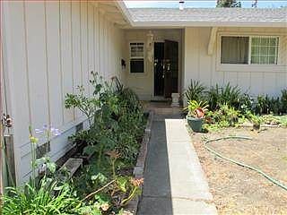 2nd image of 1395 Mauna Kea Ln