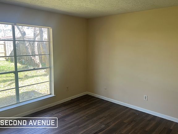 5th image of 10631 Sagewillow Ln