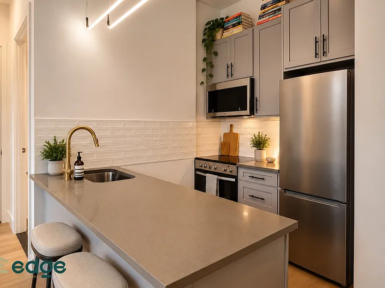 357 Adelphi St #2B — Photo 4