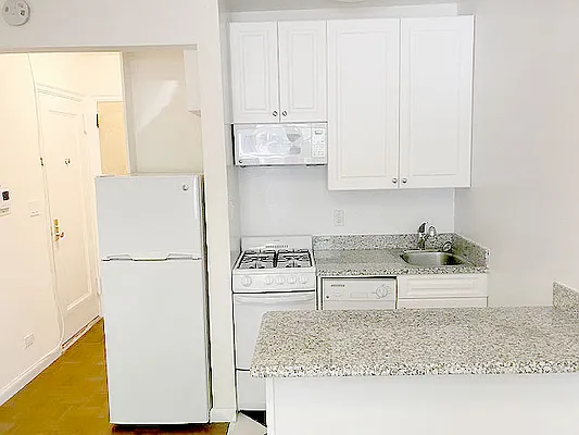 Rented by AJ Clarke | media 16