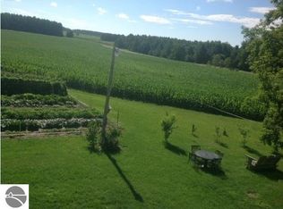 536 N Barlow Rd, Lincoln, MI 48742