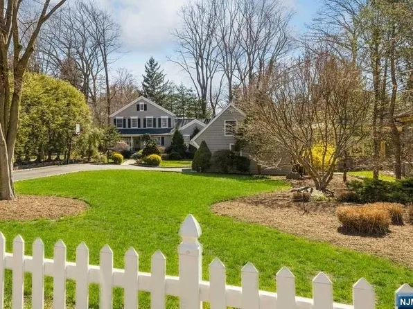 191 Park Ave, Allendale, NJ 07401
