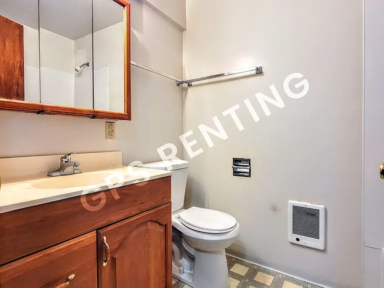 3261 Fuhrman Ave E #9 — Photo 8