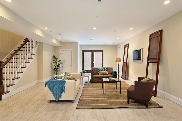 Sold by Corcoran | media 44