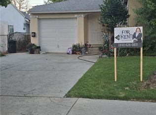 7728 Chimineas Ave, Reseda, CA 91335