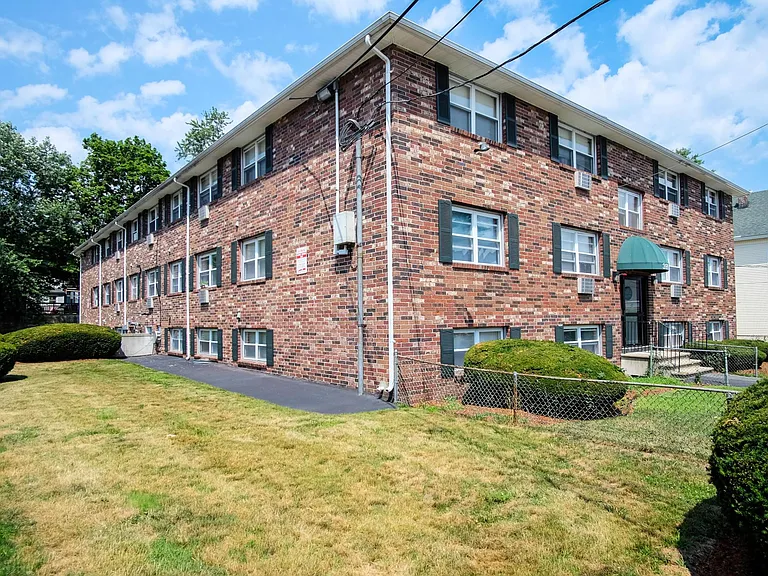 Pine Properties - Lowell — Photo 33